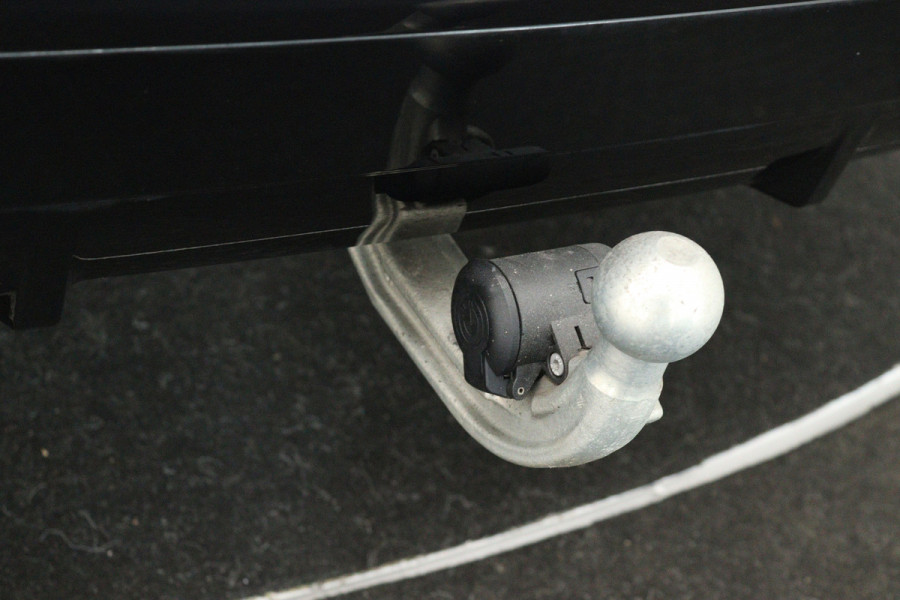 BMW X3 XDrive30e Business Edition Plus M-Sport ( SOH 92%, PANORAMADAK, TREKHAAK, SFEERVERLICHTING, DEALER ONDERHOUDEN)