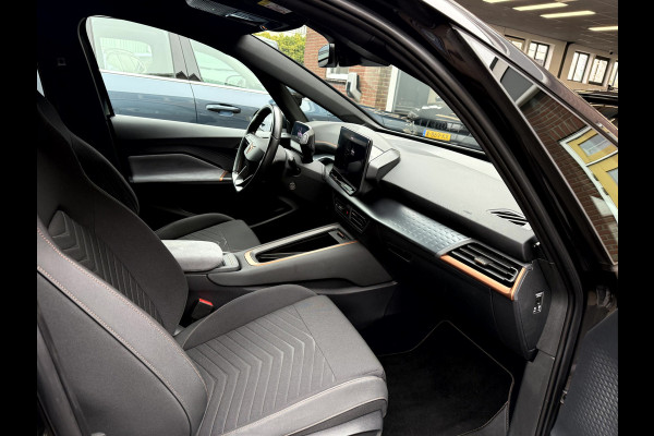 CUPRA Born Adrenaline One 62 kWh SOH 92.9%, Camera, 19''Lmv, Carplay/Android