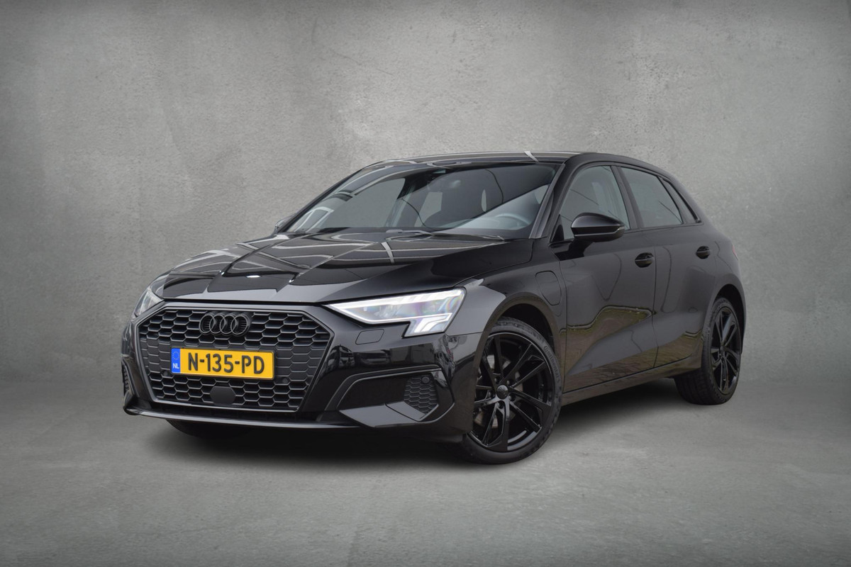 Audi A3 Sportback 40 TFSI e Business edition | Apple CarPlay | LED | Sportstoelen | Climate