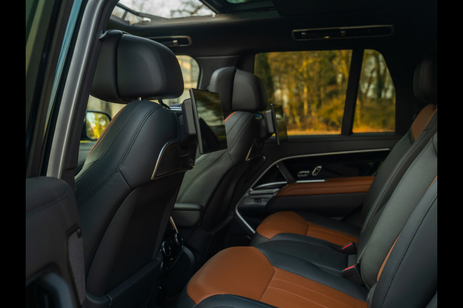 Land Rover Range Rover 3.0 D350 Autobiography MHEV | British Racing Green | Massage | Meridian Signature | Elektr. trekhaak | Stoelventilatie