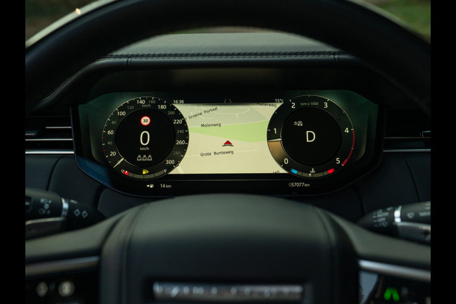 Land Rover Range Rover 3.0 D350 Autobiography MHEV | British Racing Green | Massage | Meridian Signature | Elektr. trekhaak | Stoelventilatie