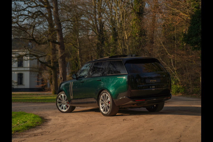 Land Rover Range Rover 3.0 D350 Autobiography MHEV | British Racing Green | Massage | Meridian Signature | Elektr. trekhaak | Stoelventilatie