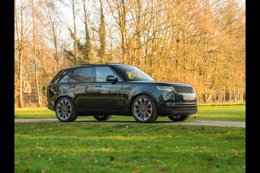 Land Rover Range Rover 3.0 D350 Autobiography MHEV | British Racing Green | Massage | Meridian Signature | Elektr. trekhaak | Stoelventilatie
