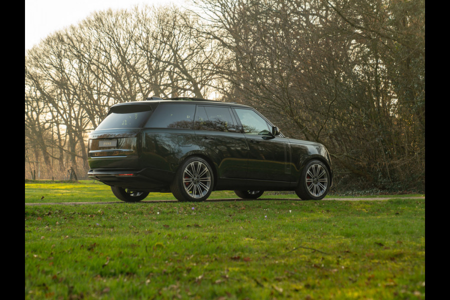 Land Rover Range Rover 3.0 D350 Autobiography MHEV | British Racing Green | Massage | Meridian Signature | Elektr. trekhaak | Stoelventilatie