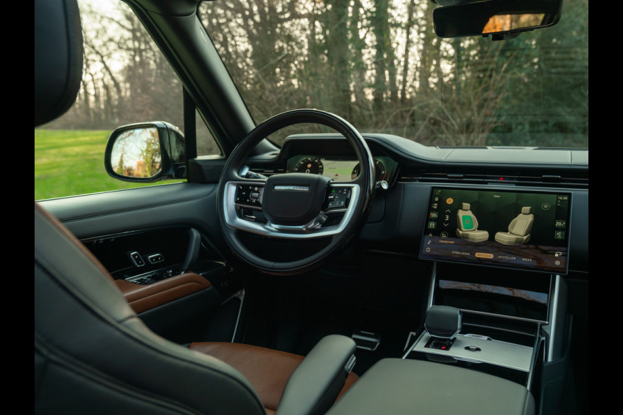 Land Rover Range Rover 3.0 D350 Autobiography MHEV | British Racing Green | Massage | Meridian Signature | Elektr. trekhaak | Stoelventilatie