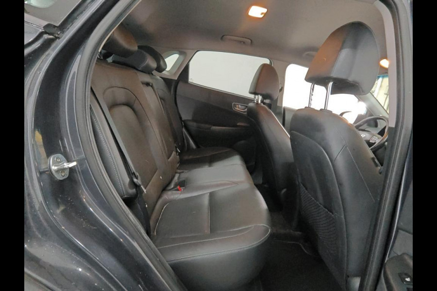 Hyundai Kona EV Premium 64 kWh NL-AUTO | LEDER| STOELVERWARMING | NAVI | CAMERA