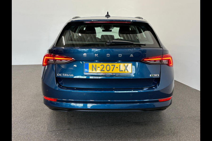 Škoda Octavia Combi 1.0 e-TSI Business Edition Navigatie Apple Carplay/Android Auto Parkeersensoren Adaptive Cruise Control Virtual Cockpit Full Led Climate Control Lichtmetalen velgen