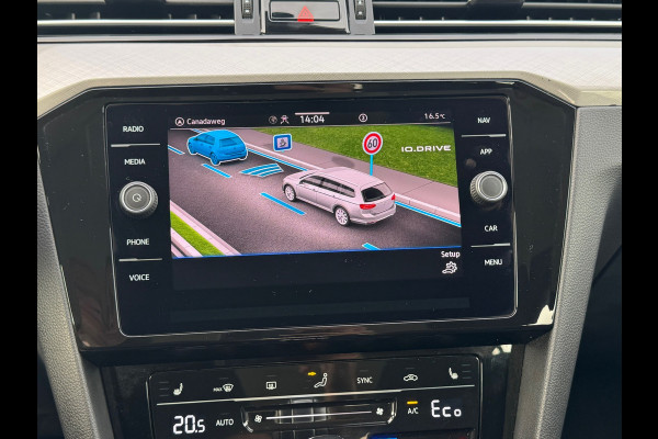 Volkswagen Passat Variant 1.4 TSI PHEV * Camera * Stoelverwarming * Lane-assistent *