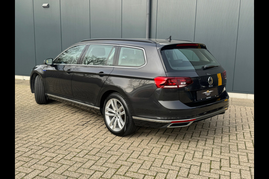 Volkswagen Passat Variant 1.4 TSI PHEV * Camera * Stoelverwarming * Lane-assistent *