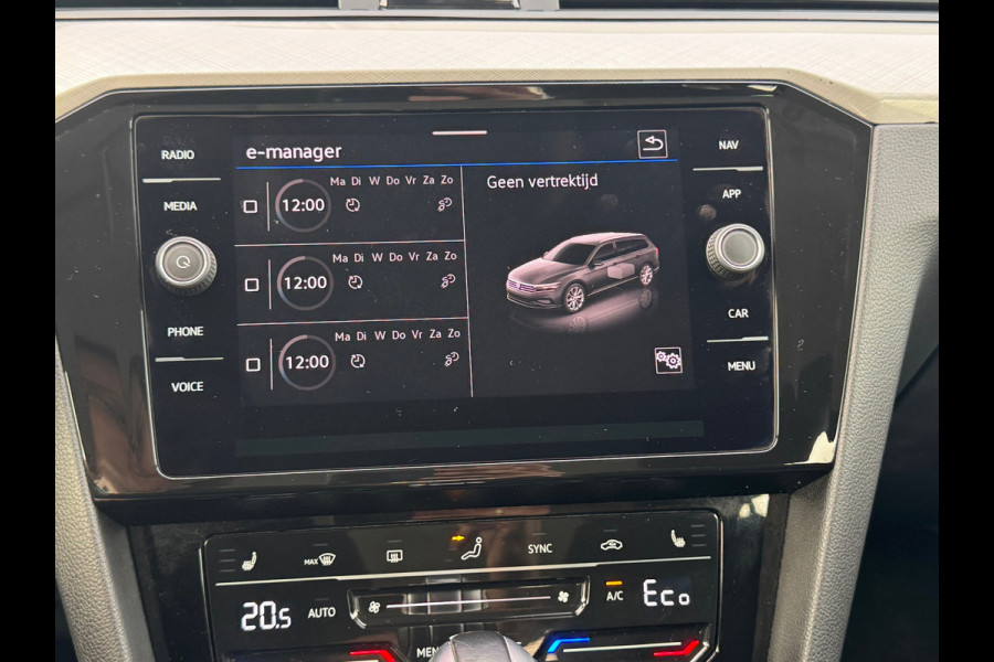 Volkswagen Passat Variant 1.4 TSI PHEV * Camera * Stoelverwarming * Lane-assistent *