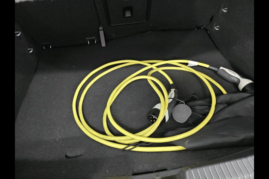 Volkswagen ID.3 Business 58 kWh NL-AUTO | CAMERA | NAVI | LMV