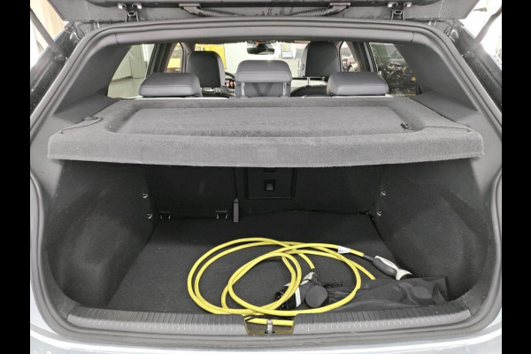 Volkswagen ID.3 Business 58 kWh NL-AUTO | CAMERA | NAVI | LMV