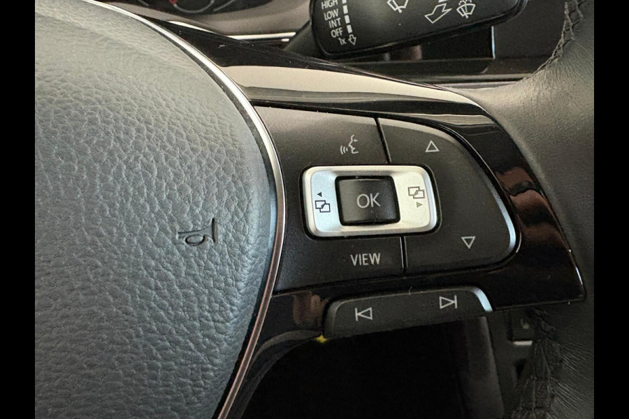 Volkswagen Polo 1.0 TSI 110pk DSG Highline | Navigatie | Apple Carplay/Android Auto | Parkeersensoren | Adaptive Cruise Control | Stoelverwarming | Getinte ramen | Climatronic