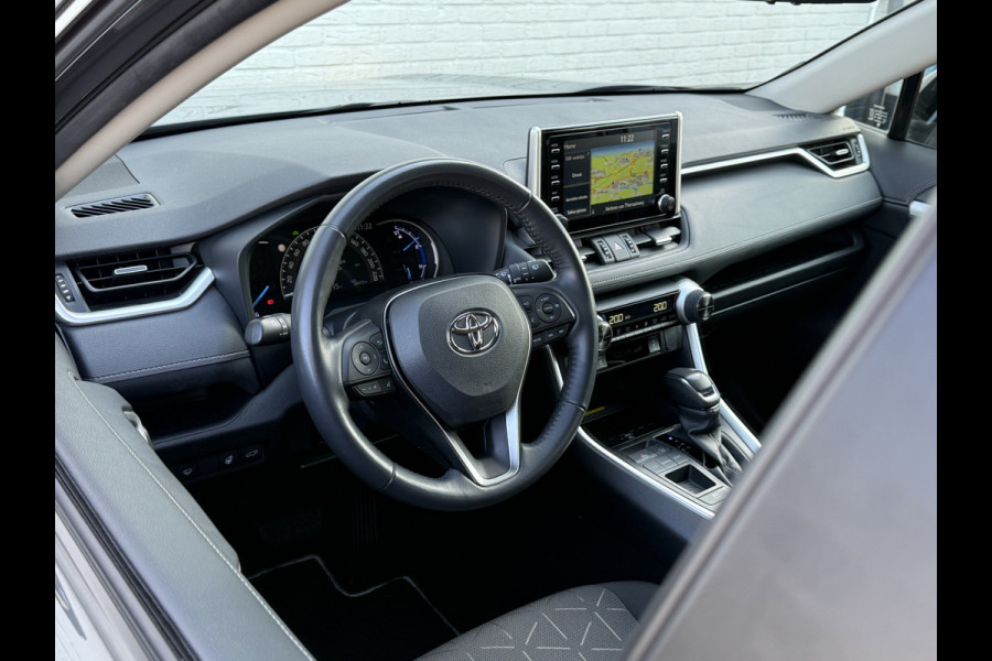Toyota RAV4 2.5 Hybrid Team D | CarPlay | Navi | Camera | ACC | LED | keyless