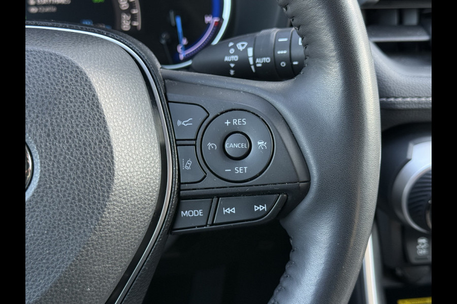 Toyota RAV4 2.5 Hybrid Team D | CarPlay | Navi | Camera | ACC | LED | keyless