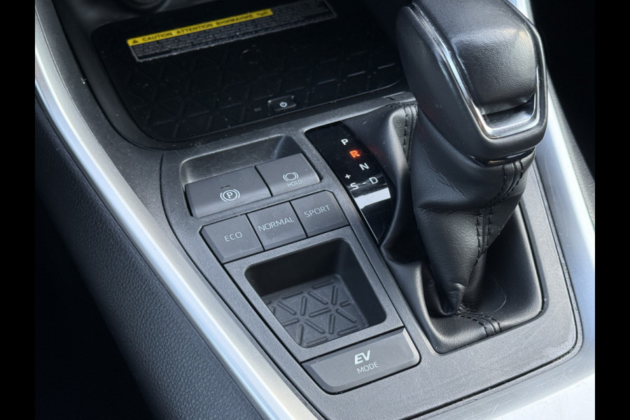 Toyota RAV4 2.5 Hybrid Team D | CarPlay | Navi | Camera | ACC | LED | keyless