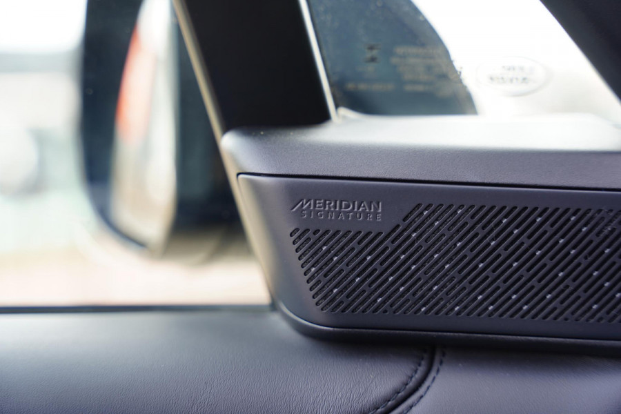 Land Rover Range Rover D350 Autobiography 23 Inch / Elekt. Trekhaak / Massage