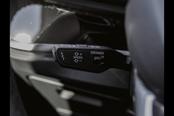 Audi Q3 Sportback 35 TFSI S Edition Panoramdak|Trekhaak|Leder|Stoelverwarming|Camera