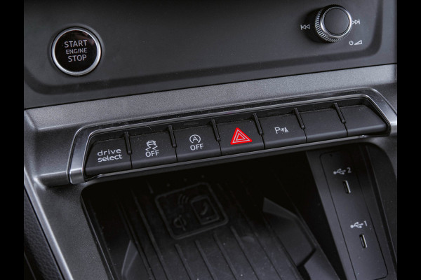 Audi Q3 Sportback 35 TFSI S Edition Panoramdak|Trekhaak|Leder|Stoelverwarming|Camera
