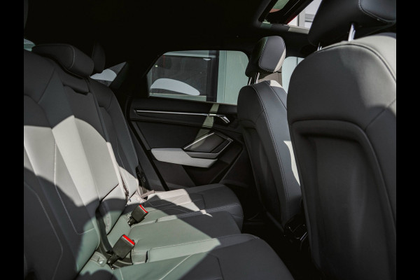 Audi Q3 Sportback 35 TFSI S Edition Panoramdak|Trekhaak|Leder|Stoelverwarming|Camera