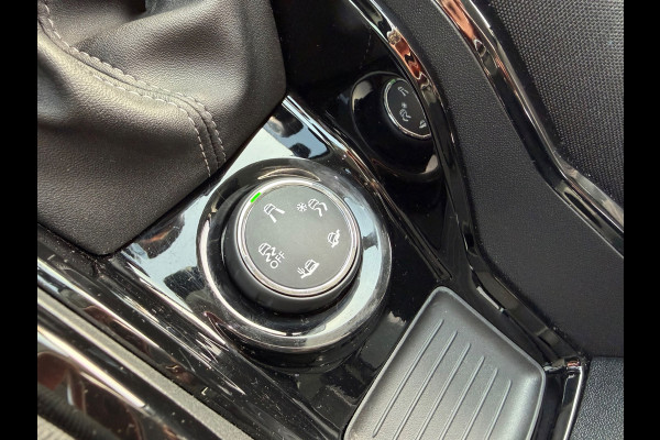 Peugeot 2008 1.2 PureTech Allure, NAP, 1e eigenaar