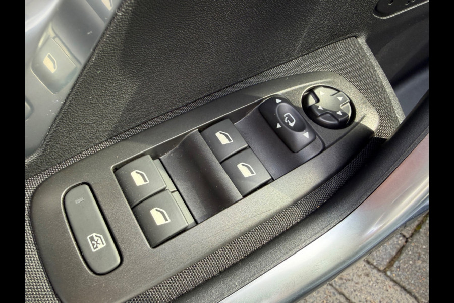 Peugeot 2008 1.2 PureTech Allure, NAP, 1e eigenaar