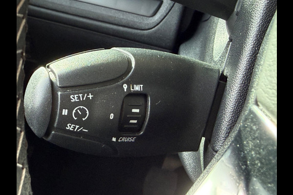 Peugeot 2008 1.2 PureTech Allure, NAP, 1e eigenaar