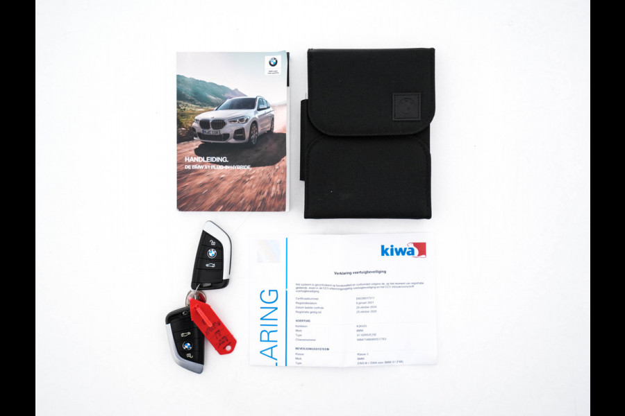BMW X1 xDrive25e eDrive Edition ( Plug-In ) (INCL-BTW) *LEATHER | FULL-LED | HARMAN/KARDON | CAMERA | HEATED-COMFORTSEATS | NAVI-FULLMAP | ECC | KEYLESS |  PDC | CRUISE | DAB | TOWBAR | HEAD-UP | 17''ALU*