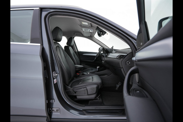 BMW X1 xDrive25e eDrive Edition ( Plug-In ) (INCL-BTW) *LEATHER | FULL-LED | HARMAN/KARDON | CAMERA | HEATED-COMFORTSEATS | NAVI-FULLMAP | ECC | KEYLESS |  PDC | CRUISE | DAB | TOWBAR | HEAD-UP | 17''ALU*