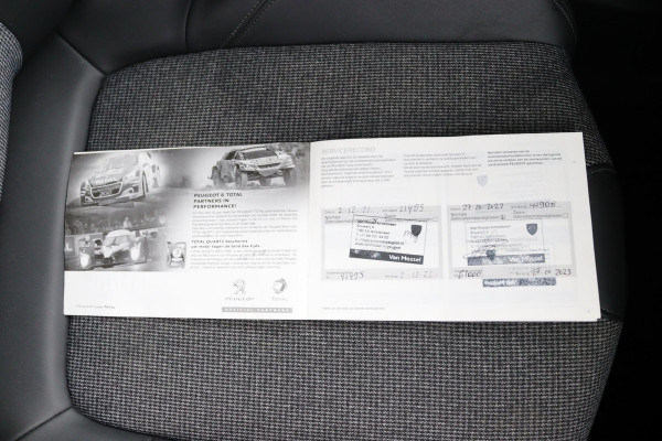 Peugeot 5008 1.2*130PK*ECC*CRUISE*NAVI*HAAK*CAM*7PERS.*