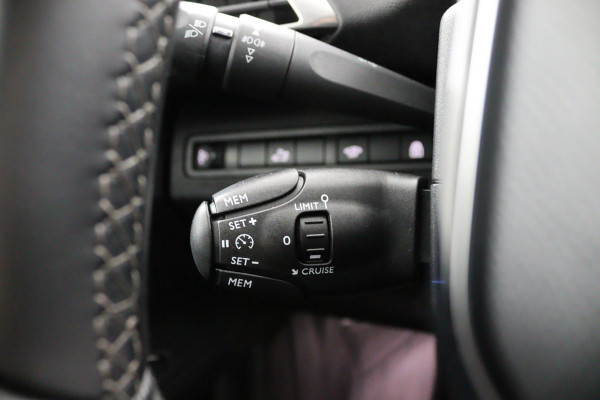 Peugeot 5008 1.2*130PK*ECC*CRUISE*NAVI*HAAK*CAM*7PERS.*