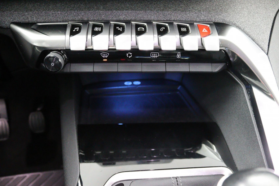 Peugeot 5008 1.2*130PK*ECC*CRUISE*NAVI*HAAK*CAM*7PERS.*