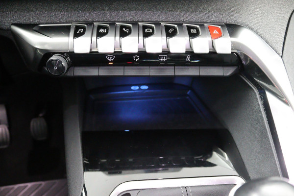 Peugeot 5008 1.2*130PK*ECC*CRUISE*NAVI*HAAK*CAM*7PERS.*