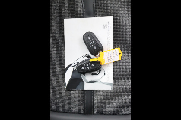 Peugeot 5008 1.2*130PK*ECC*CRUISE*NAVI*HAAK*CAM*7PERS.*