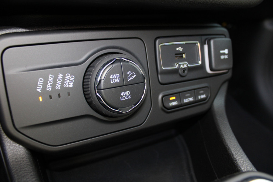 Jeep Renegade 4xe 190 Plug-in Hybrid S | Panoramadak | Leder | Led | Camera | Parkeer assistent