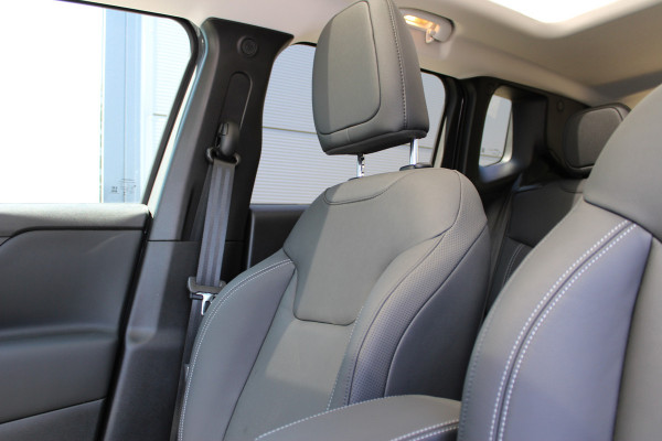 Jeep Renegade 4xe 190 Plug-in Hybrid S | Panoramadak | Leder | Led | Camera | Parkeer assistent