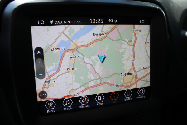 Jeep Renegade 4xe 190 Plug-in Hybrid S | Panoramadak | Leder | Led | Camera | Parkeer assistent