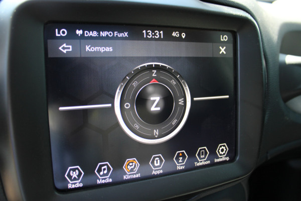 Jeep Renegade 4xe 190 Plug-in Hybrid S | Panoramadak | Leder | Led | Camera | Parkeer assistent