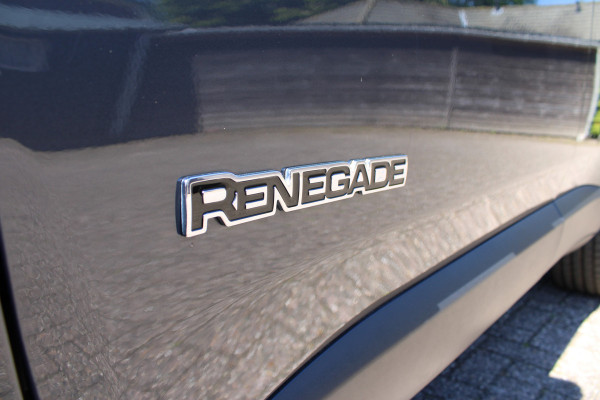 Jeep Renegade 4xe 190 Plug-in Hybrid S | Panoramadak | Leder | Led | Camera | Parkeer assistent