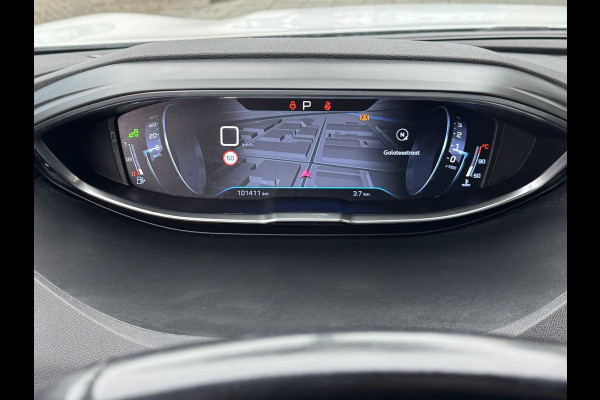 Peugeot 5008 1.2 PureTech Allure AUTOMAAT 7Prs- Navigatie / Apple Carplay I Airco I LED I DPC I Sport pakket I Dealer onderhouden