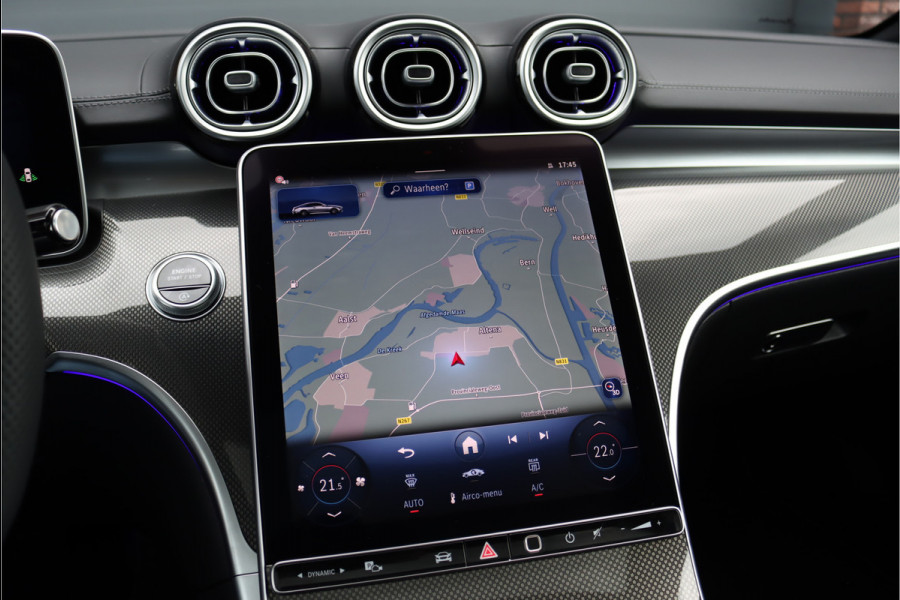 Mercedes-Benz CLE Coupé 200 AMG Line | Distronic Pro | Panoramadak | Memory | Burmester | Verwarmd Stuurwiel | Digital Light | Keyless Go | Camera | Stoelverwarming |