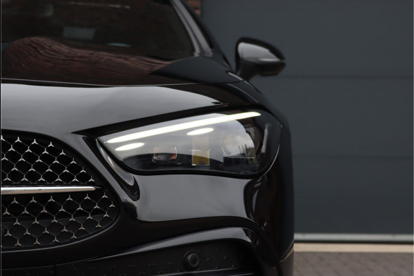 Mercedes-Benz CLE Coupé 200 AMG Line | Distronic Pro | Panoramadak | Memory | Burmester | Verwarmd Stuurwiel | Digital Light | Keyless Go | Camera | Stoelverwarming |