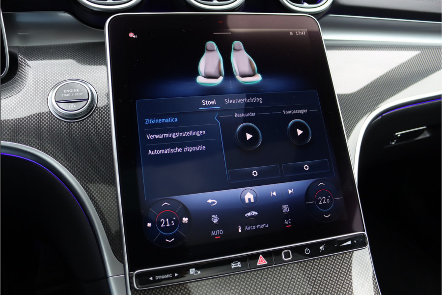 Mercedes-Benz CLE Coupé 200 AMG Line | Distronic Pro | Panoramadak | Memory | Burmester | Verwarmd Stuurwiel | Digital Light | Keyless Go | Camera | Stoelverwarming |