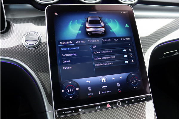 Mercedes-Benz CLE Coupé 200 AMG Line | Distronic Pro | Panoramadak | Memory | Burmester | Verwarmd Stuurwiel | Digital Light | Keyless Go | Camera | Stoelverwarming |