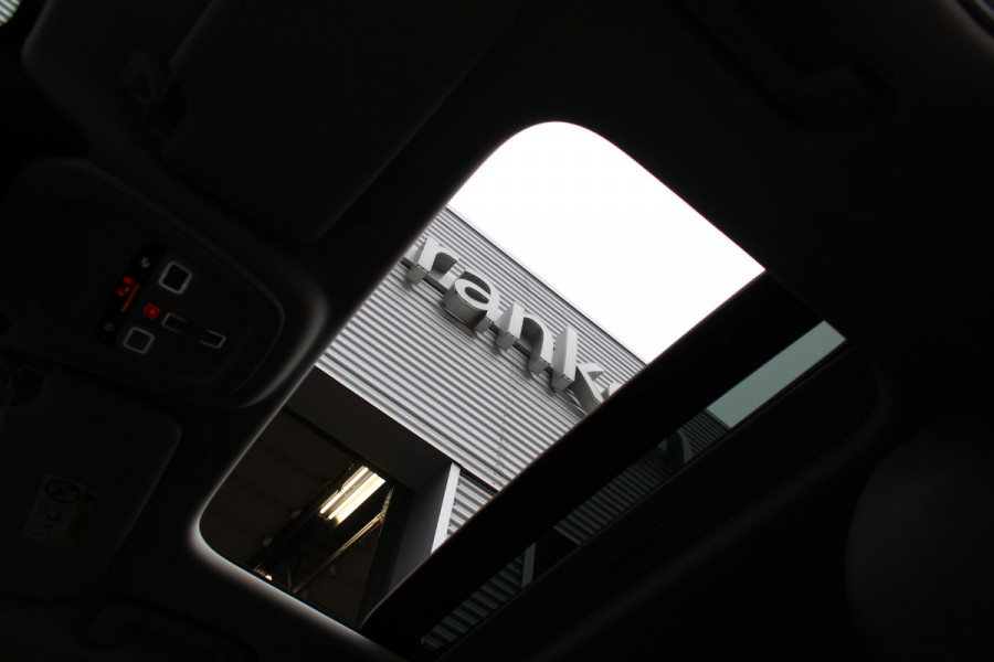 Volvo S90 2.0 T8 AWD Ultimate Dark | Panoramadak | H&K | Head-up | Leder | Pilot Assist | BLIS