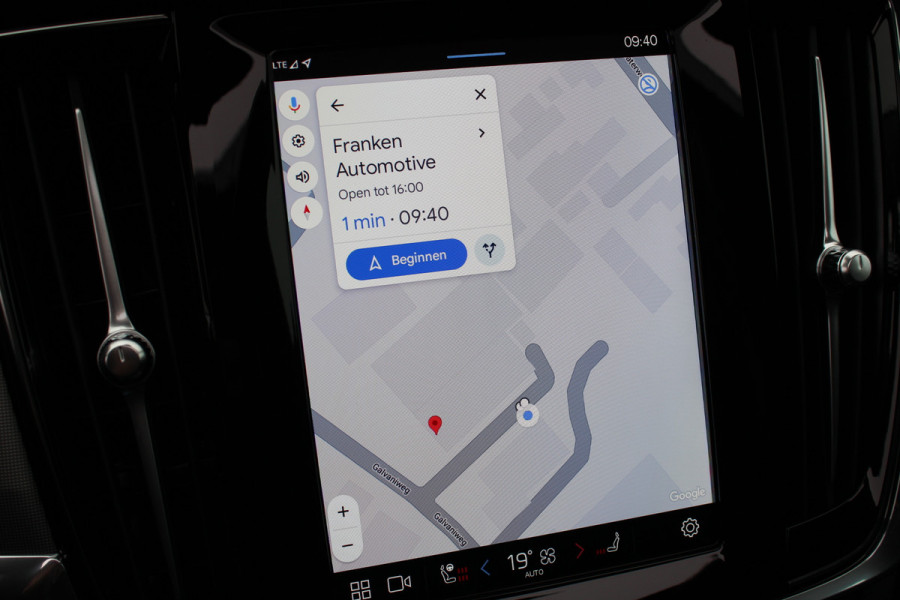 Volvo S90 2.0 T8 AWD Ultimate Dark | Panoramadak | H&K | Head-up | Leder | Pilot Assist | BLIS