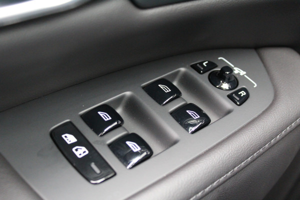 Volvo S90 2.0 T8 AWD Ultimate Dark | Panoramadak | H&K | Head-up | Leder | Pilot Assist | BLIS
