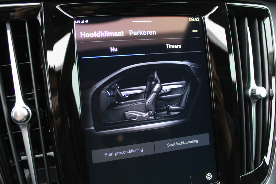 Volvo S90 2.0 T8 AWD Ultimate Dark | Panoramadak | H&K | Head-up | Leder | Pilot Assist | BLIS