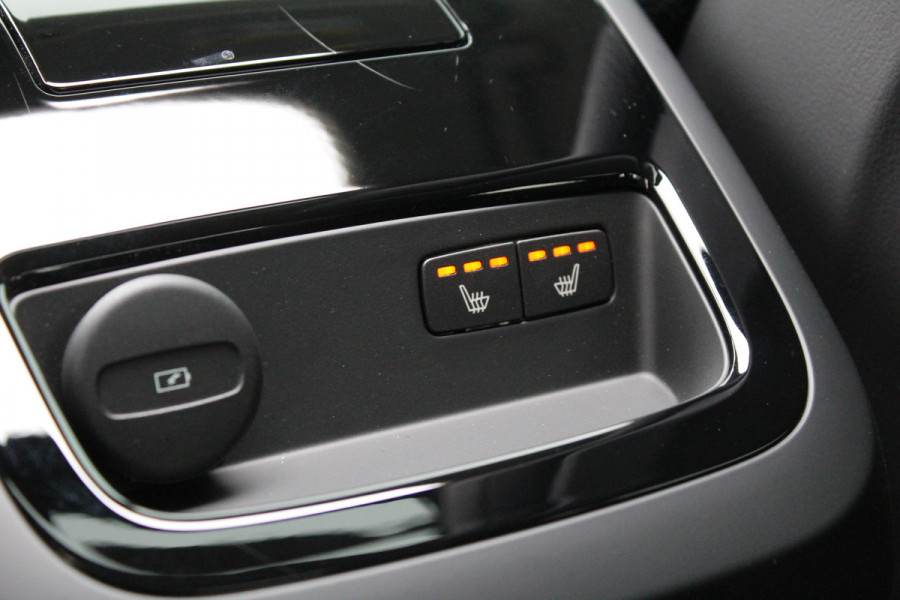 Volvo S90 2.0 T8 AWD Ultimate Dark | Panoramadak | H&K | Head-up | Leder | Pilot Assist | BLIS