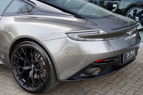 Aston Martin DB12 4.0 V8 / NL-Auto / B&W / Carbon